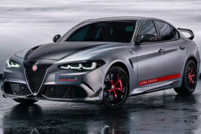 Alfa Romeo reveals limited edition Giulia Quadrifoglio Luna Rossa