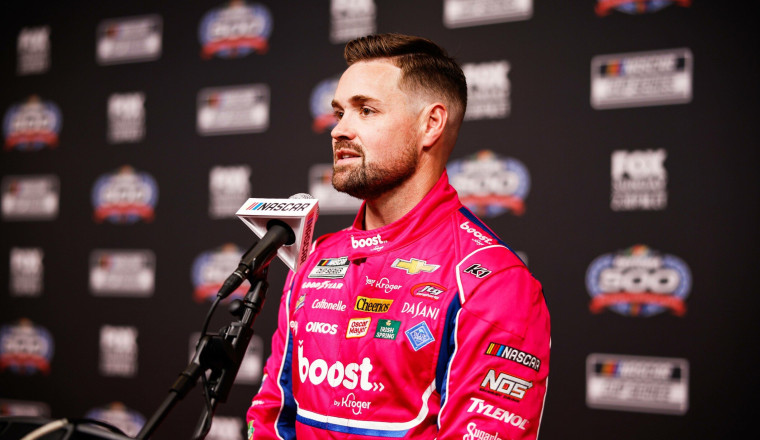 Chef Boyardee paint scheme released for Ricky Stenhouse Jr