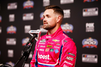 Chef Boyardee paint scheme released for Ricky Stenhouse Jr