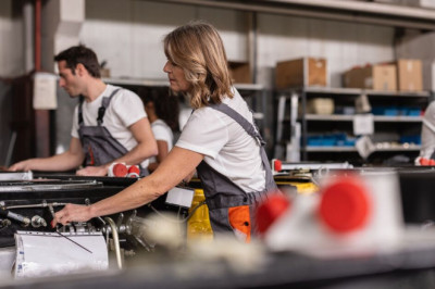 Key car market factory closes with 300 jobs at risk