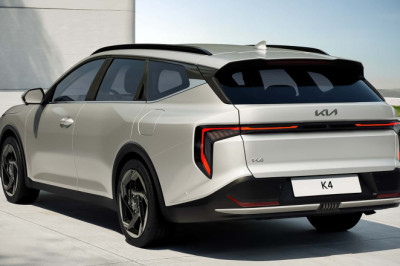 Kia Surprises With A New Manual-Shift Wagon