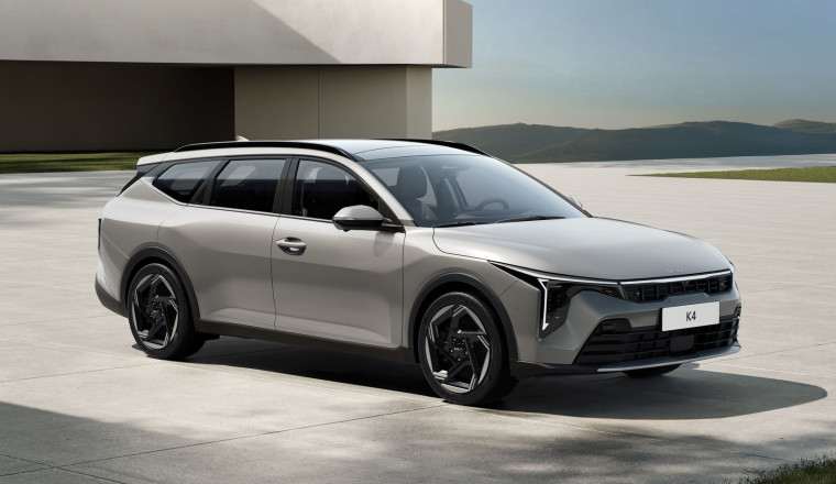 Petrol-powered Kia K4 gains practical estate variant