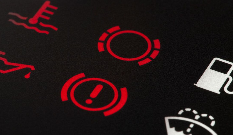 RAC sends 'urgent' message about dashboard warning lights you must never ignore