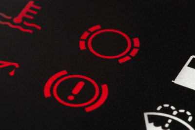 RAC sends 'urgent' message about dashboard warning lights you must never ignore