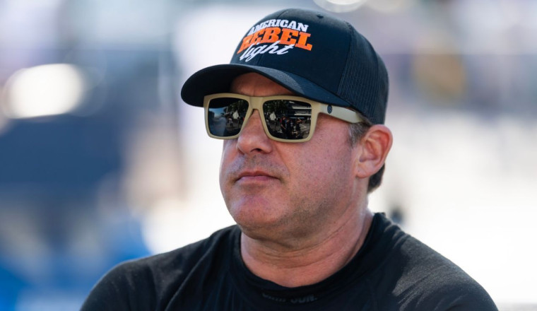 Stewart back to NASCAR for Daytona trucks race