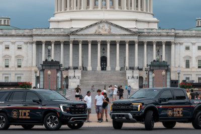 At Least 31 ICE Vehicles In Minneapolis-St. Paul 'Lack The Necessary Emergency Lights And Sirens' Required By Law