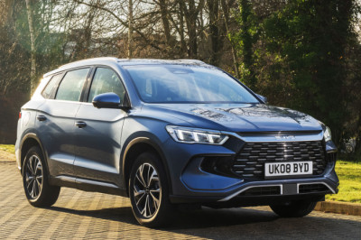 BYD Sealion 5 PHEV takes on Kia Sportage from £30k