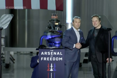 Elon Musk Wants To Make 'Star Trek' Real Without Everything That Makes 'Star Trek' Great