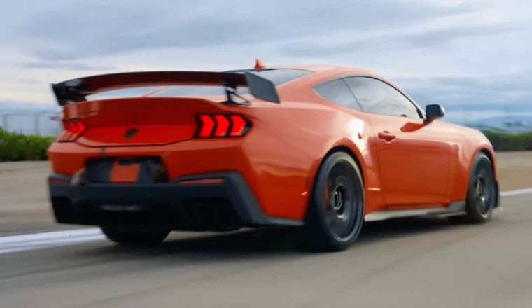 Meet The New Ford Mustang Dark Horse SC