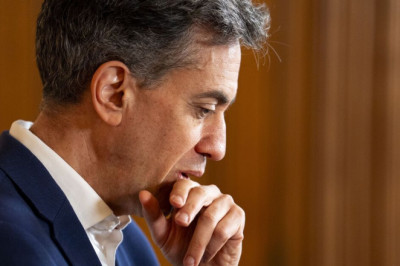 New EV disaster for Ed Miliband as huge UK charging problem uncovered