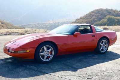 At $33,500, Could This 1991 Chevy Corvette ZR1 Make You King (Or Queen) Of The Hill?