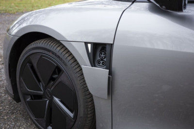 EV Batteries Should Be Lasting Longer. Here’s Why They’re Not