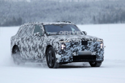 Move Over Spectre, the Electric Rolls-Royce Cullinan Is Coming