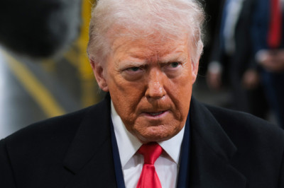 Suspended Ford Worker Who Was Flipped Off By Trump Made So Much Money On GoFundMe He Paused Donations