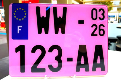 These New Pink License Plates Aren’t For Show, They’re A Warning Sign