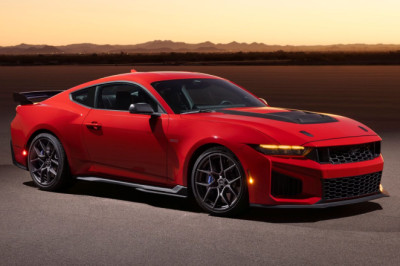 New Mustang Dark Horse SC gets GTD's 5.2 V8