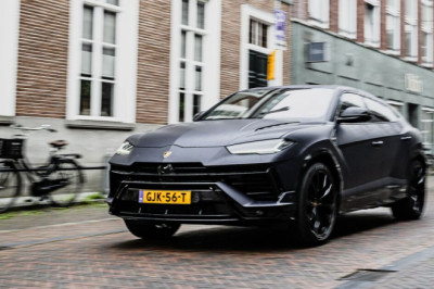 The slowest depreciating SUV on UK roads is revealed - but it still loses almost £60k