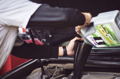 Why It’s Vital To Change Your Car’s Engine Oil