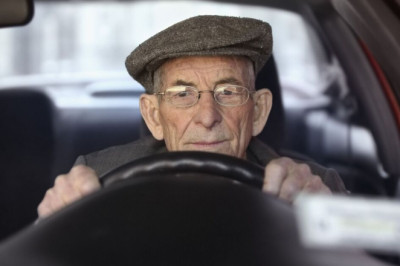 Warning issued over new 2026 rule change for older drivers over 70