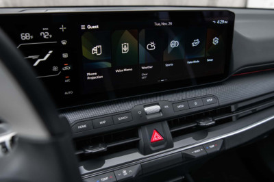 Kia Refuses To Kill Buttons: 'There Are Certain Functions You Need'