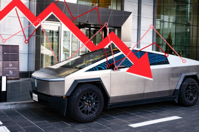Tesla Cybertruck Sales Dropped 50% in 2025: TDS