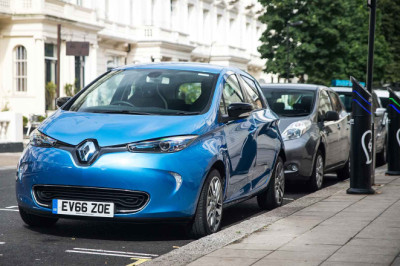 Warning of ‘wealth divide’ for electric car uptake