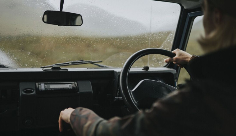 Car windscreens will demist quicker if drivers make simple adjustment