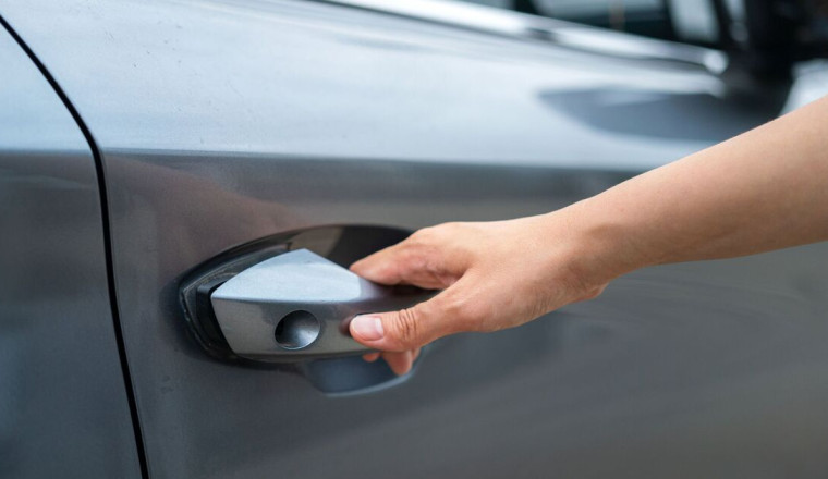 Drivers to be locked out of own cars after pub in massive new law change