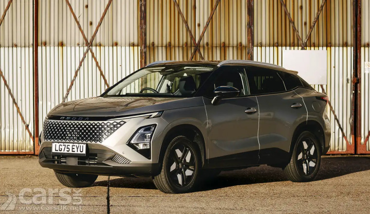 Omoda 5 SHS-H HYBRID arrives to take on rivals like the Hyundai Kona and Kia Niro