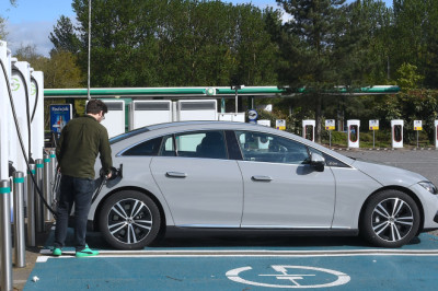 Clarification plea from car makers over EU's 2035 EV climbdown