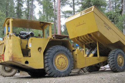 Give Me One Good Reason Not to Buy This 1960s Articulating Dump Truck for $10,000
