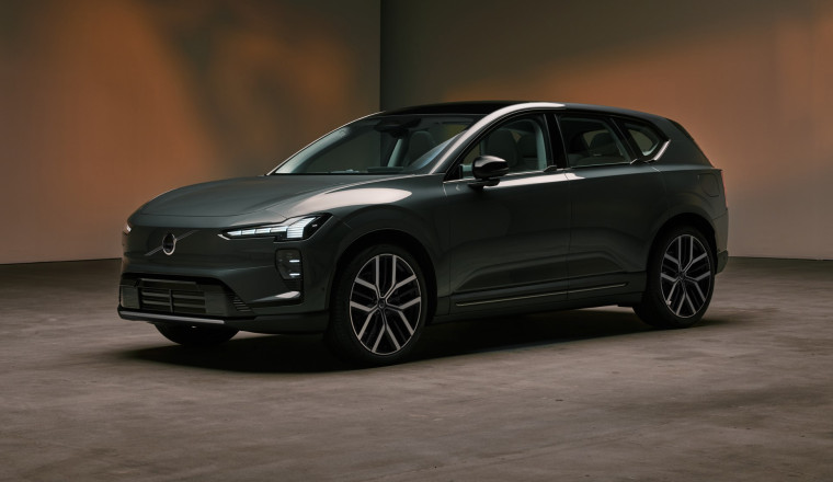 Volvo's BMW iX3 and Mercedes GLC rival is here