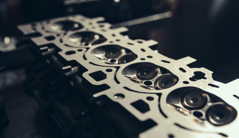 5 Signs Your Cylinder Heads Could Be Failing (And What To Do About It)