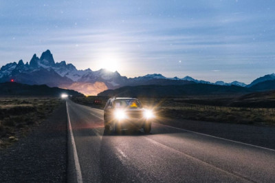 Major update for UK drivers as Labour considers new headlight rule