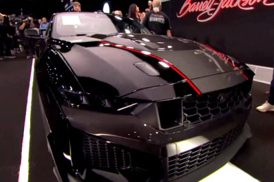 Ford Confirms Mustang Dark Horse SC Makes “Well Over 700 HP”