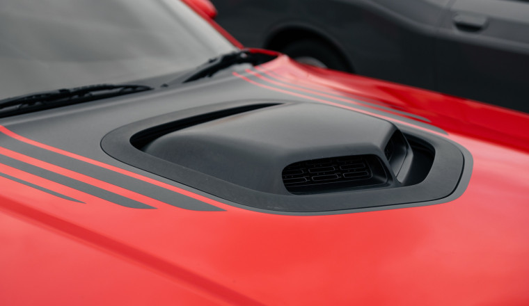 Steel Vs. Aluminum Hoods: What Each Material Does Best (And Worst)