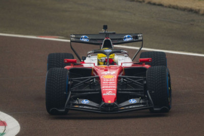 Hamilton lauds 'productive' start to Ferrari testing