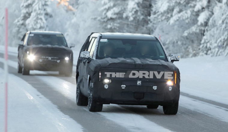 Spied: 2027 Hyundai Santa Fe Refresh Gives Palisade Vibes