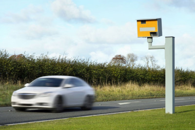 UK speed limits and speeding penalties: a driver’s guide