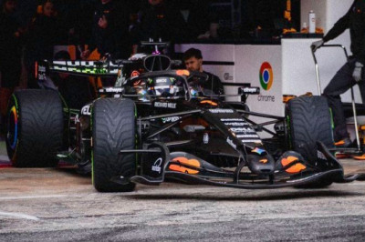 Norris, McLaren begin F1 testing in Barcelona
