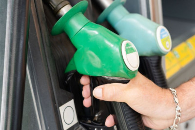Drivers urged to fill up with petrol before midnight