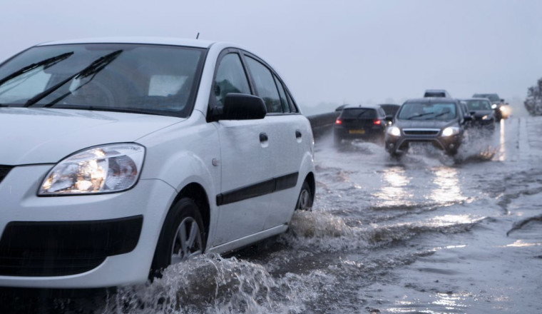 Met Office tells Brits to do one thing before driving amid yellow weather warning until Friday