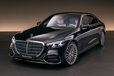 New Mercedes S-Class revealed: fresh look, new tech, 530bhp V8