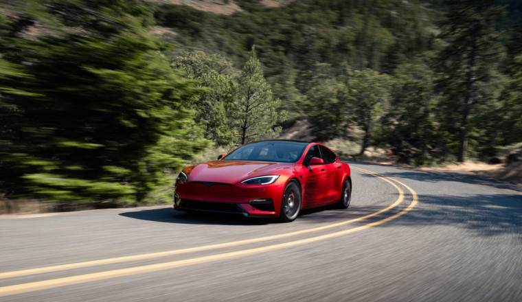 Tesla Just Killed 40% of Its Lineup so It Can Build Robots: TDS