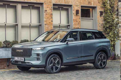 China's Range Rover Rip Off Is Now More Popular Than The Real Thing