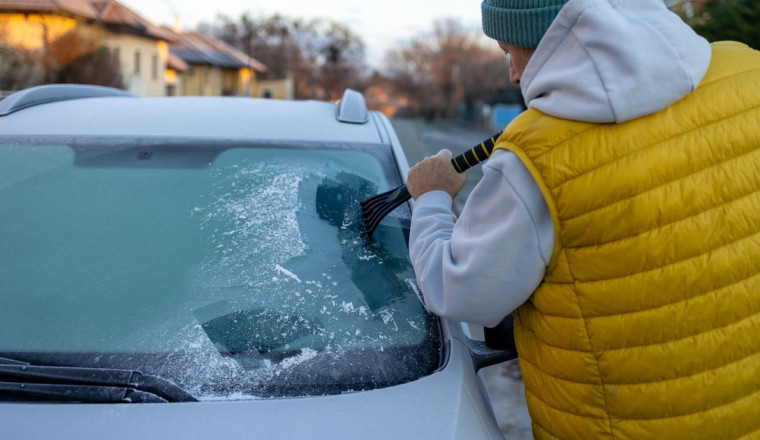 Drivers urged to keep summer essential in car at all times in February