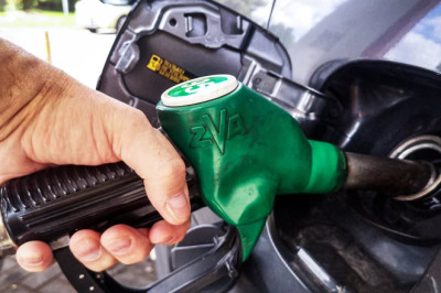 Petrol prices fall to a four-year low - but drivers might want to fill up sooner rather than later after Trump's threat to attack Iran