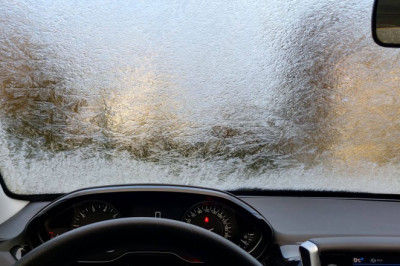 Stop car windscreen condensation with easy RAC-approved 'life hack' for winter