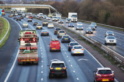 UK drivers told how to cut car insurance bills by £280