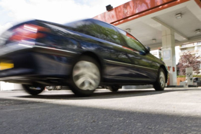 AA issues verdict on petrol and diesel rule change – 'held hostage'